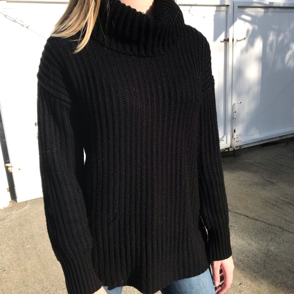 Black chunky turtle neck sweater